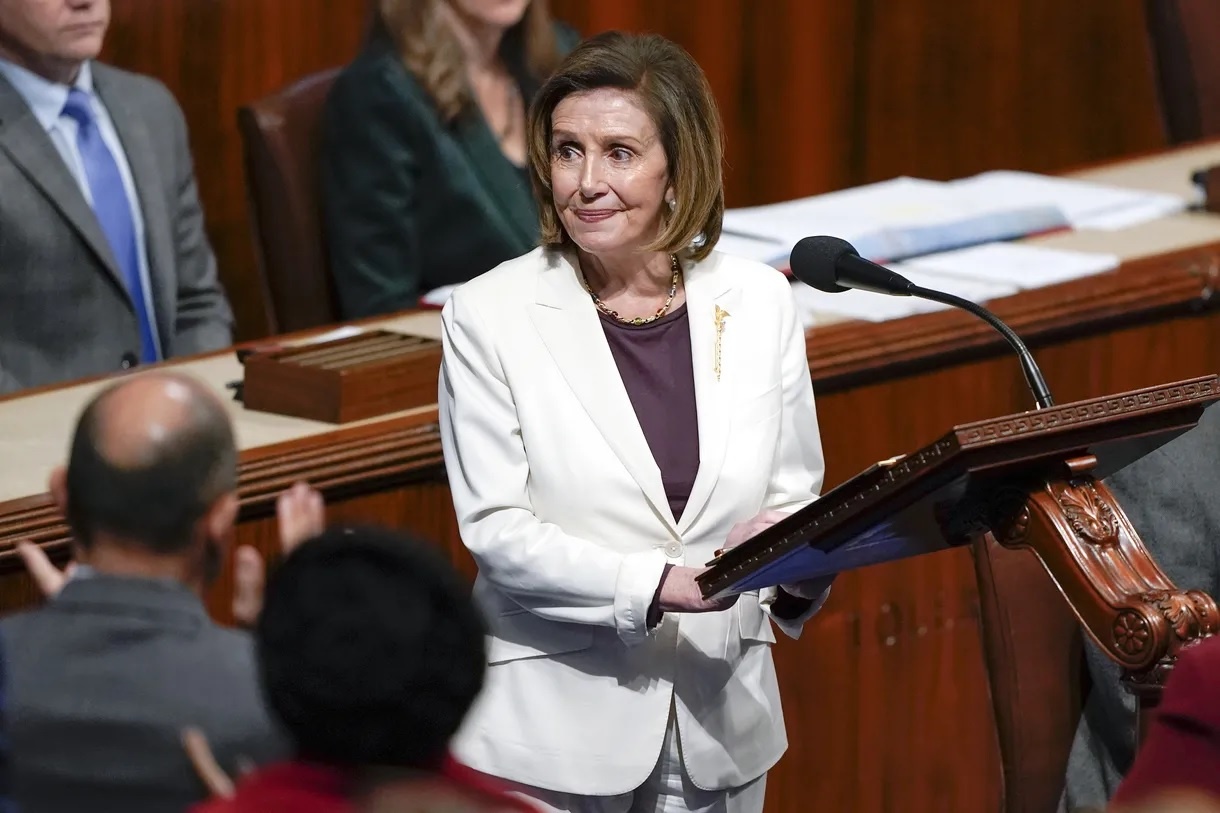 Ba Pelosi tu chuc lanh dao Ha vien My hinh anh