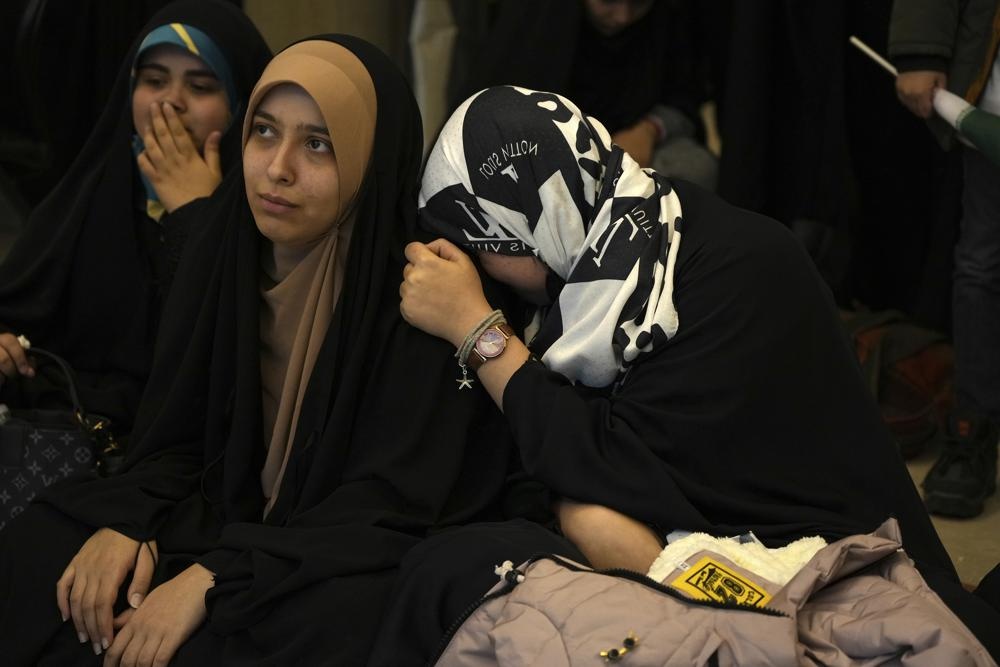 Cam xuc trai nguoc o Trung Dong sau tran My thang Iran hinh anh