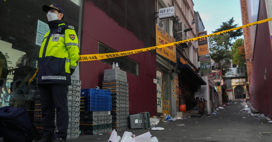 Pho Itaewon duoc lam via he chong truot de ngan tham hoa tai dien hinh anh