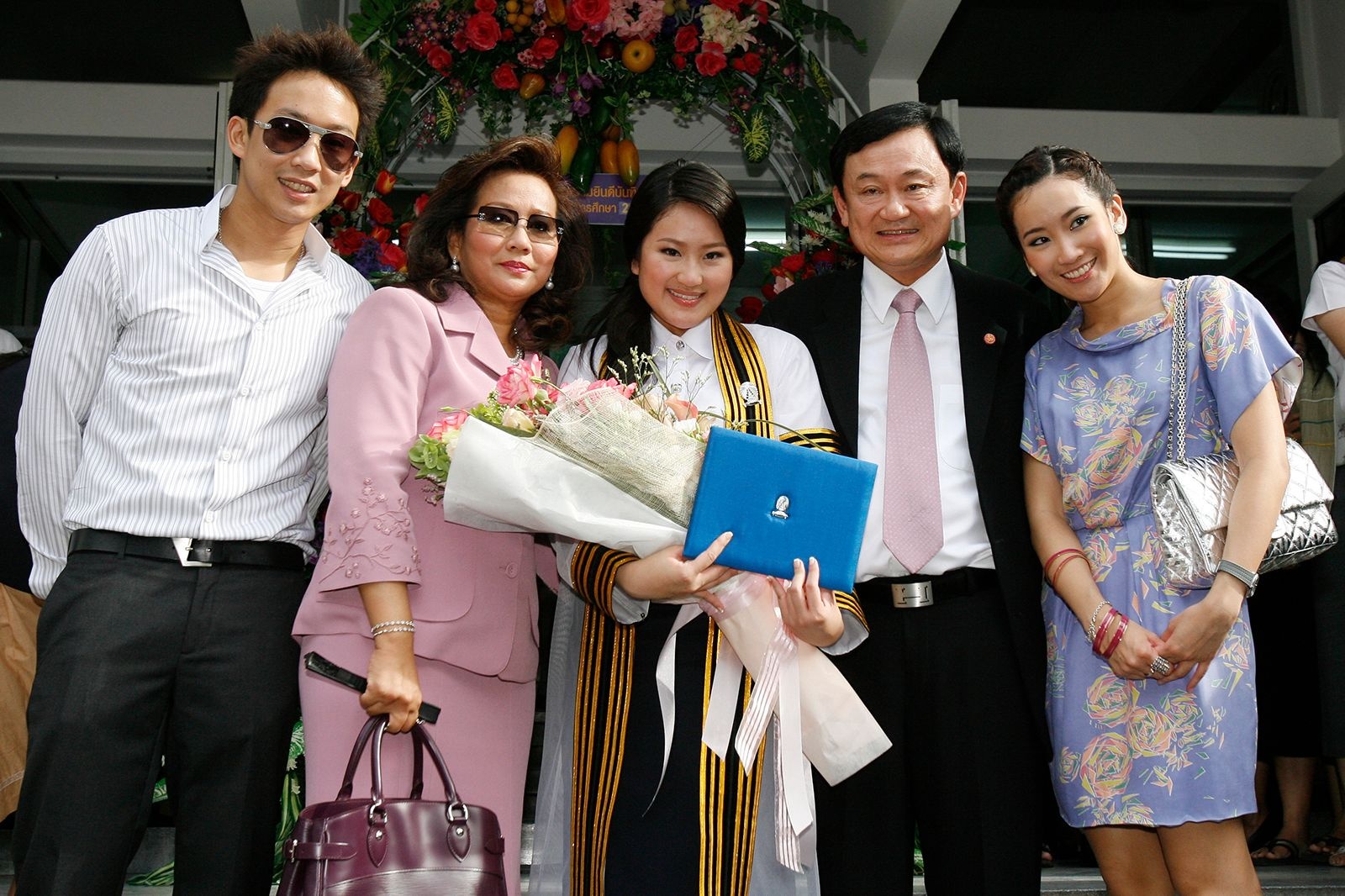 Gia toc gay chia re nhat Thai Lan troi day truoc them bau cu hinh anh