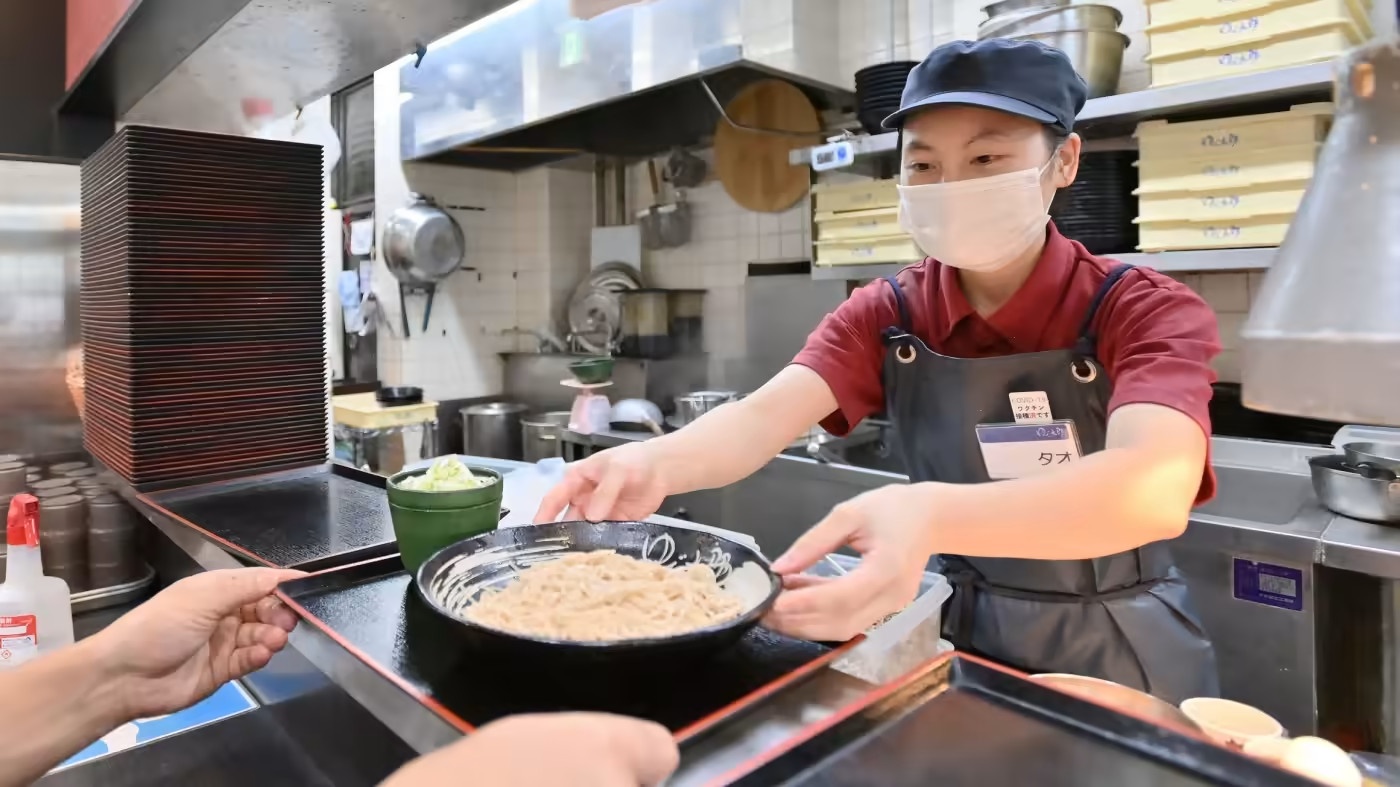 lao dong nhap cu anh 1