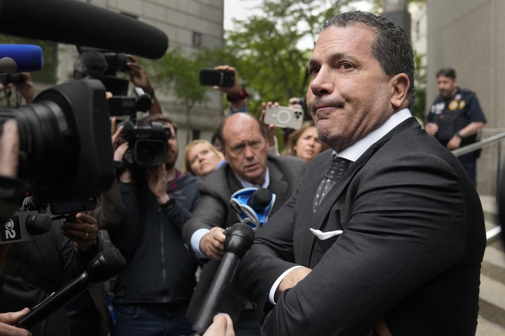 trump lam dung tinh duc anh 2