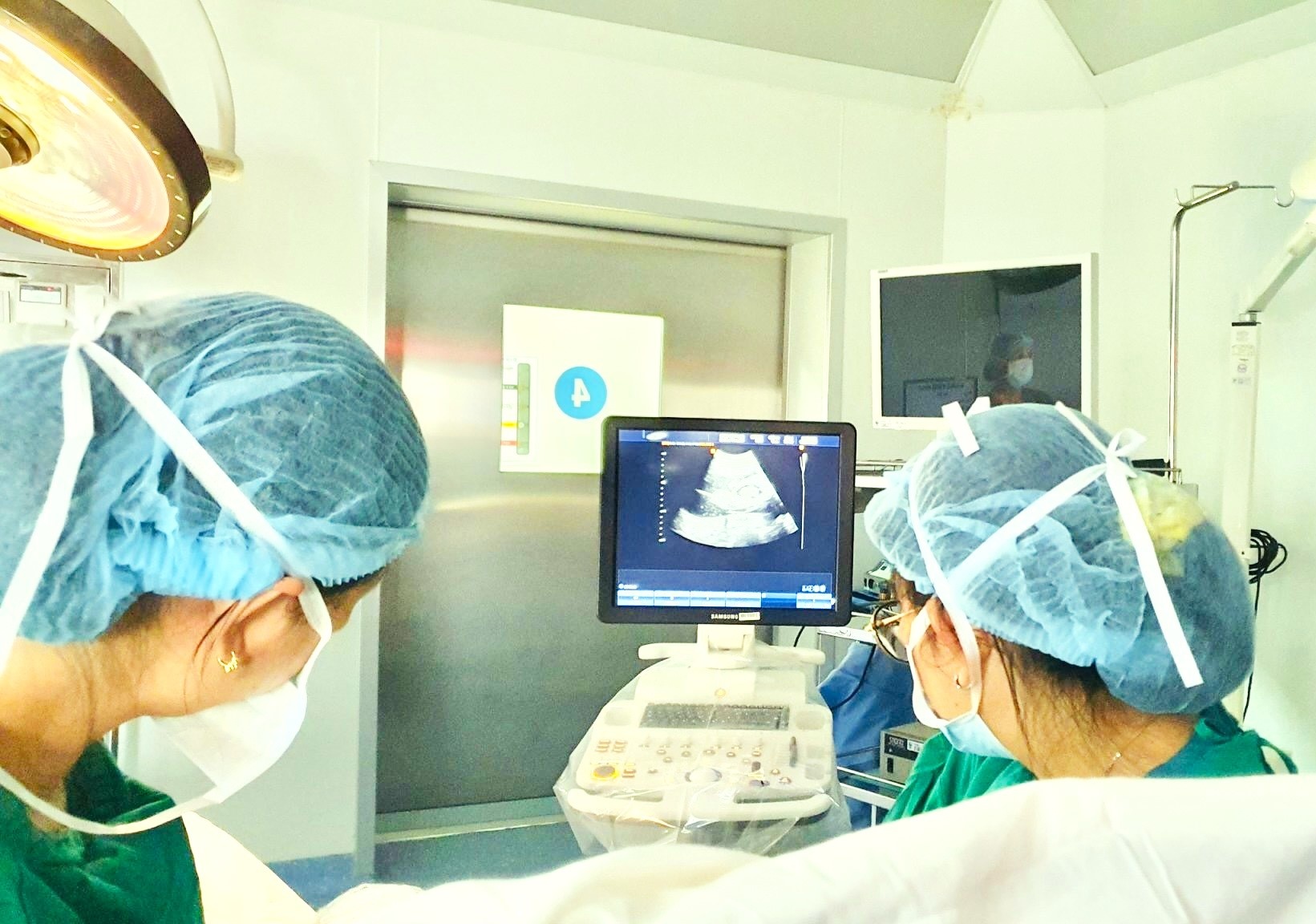 Di tat hiem gap khien nguoi phu nu mang song thai khong tim hinh anh