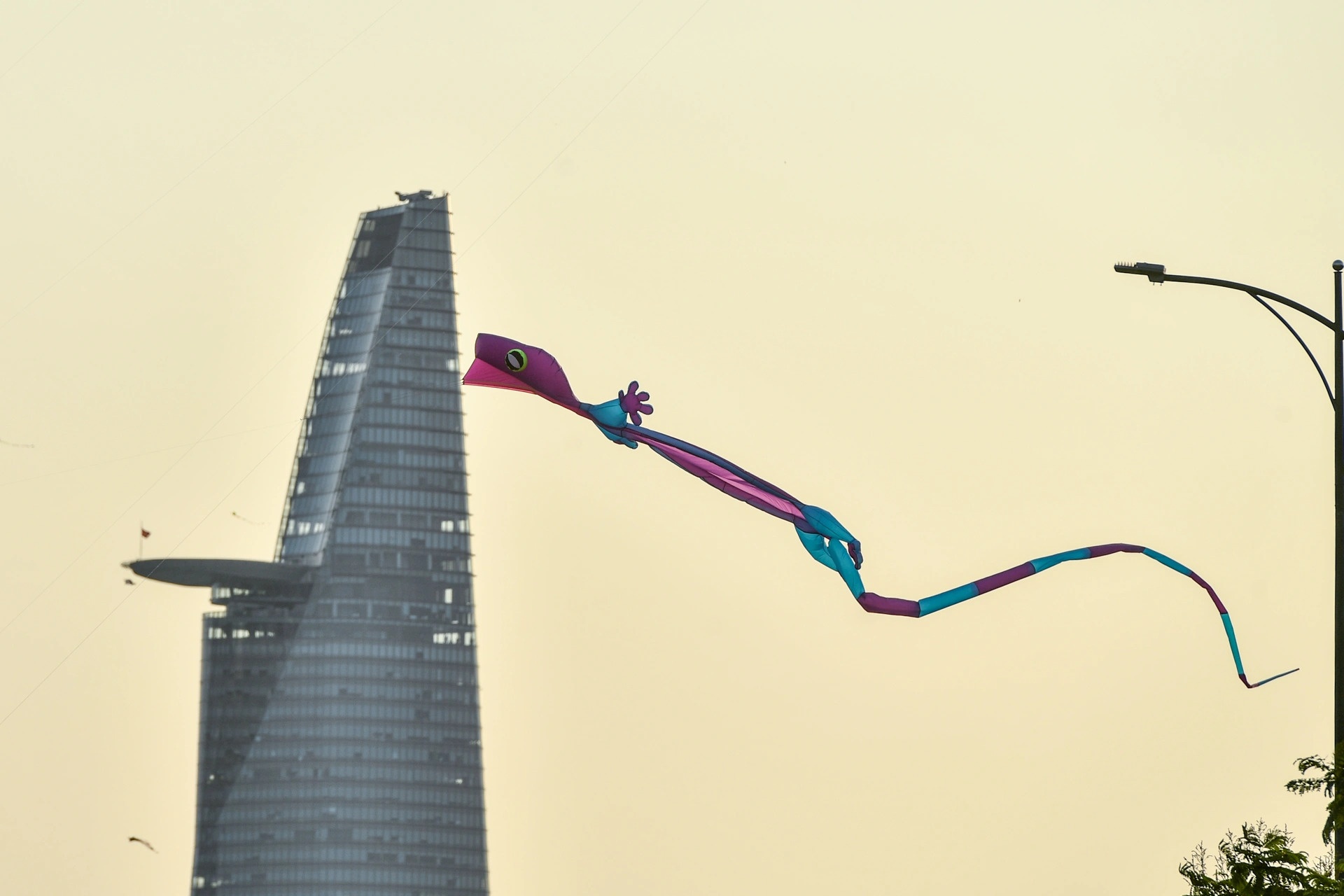 Tro choi gia re cho ca gia dinh tai TP.HCM hinh anh