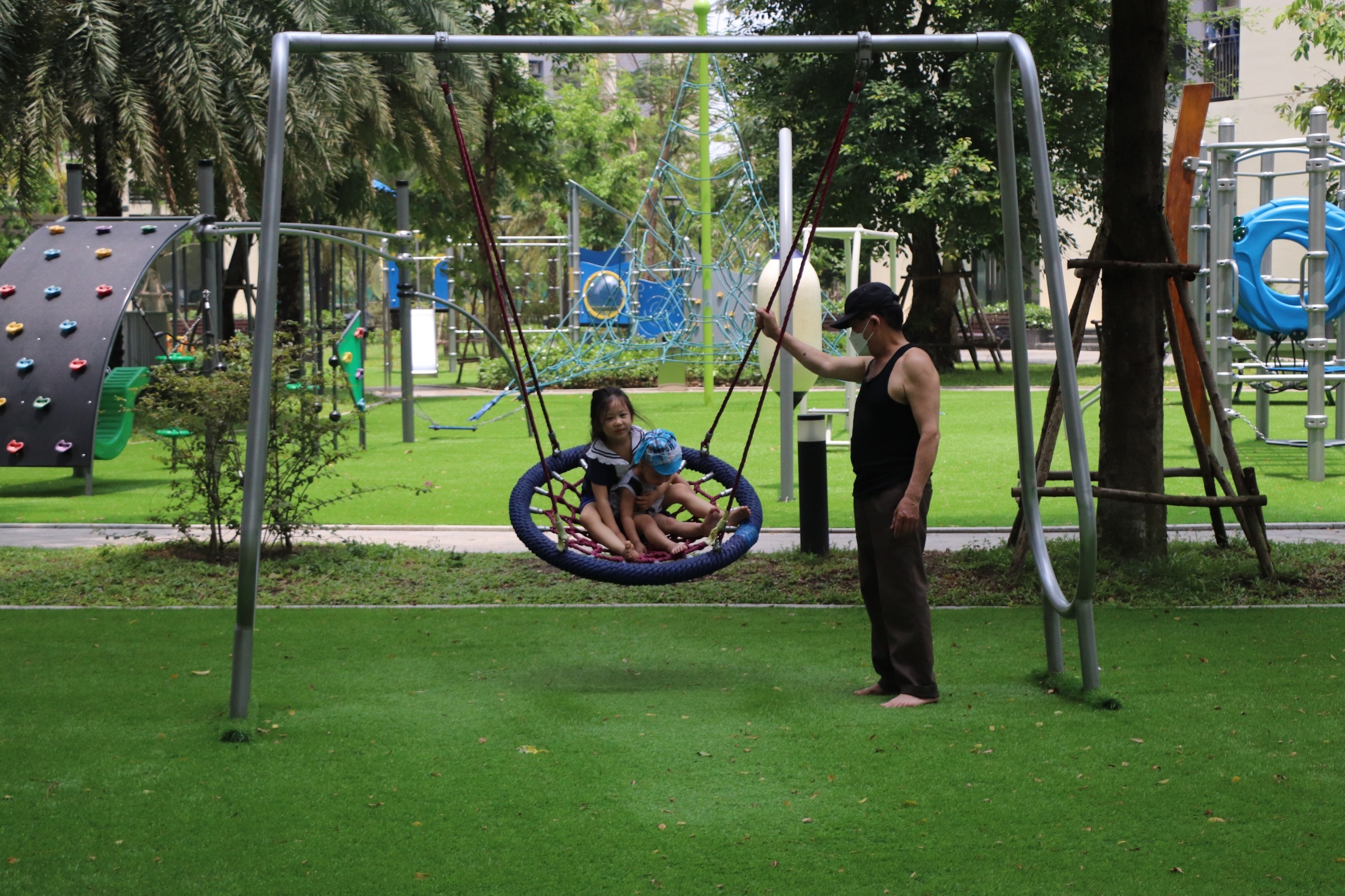 song o chung cu anh 2