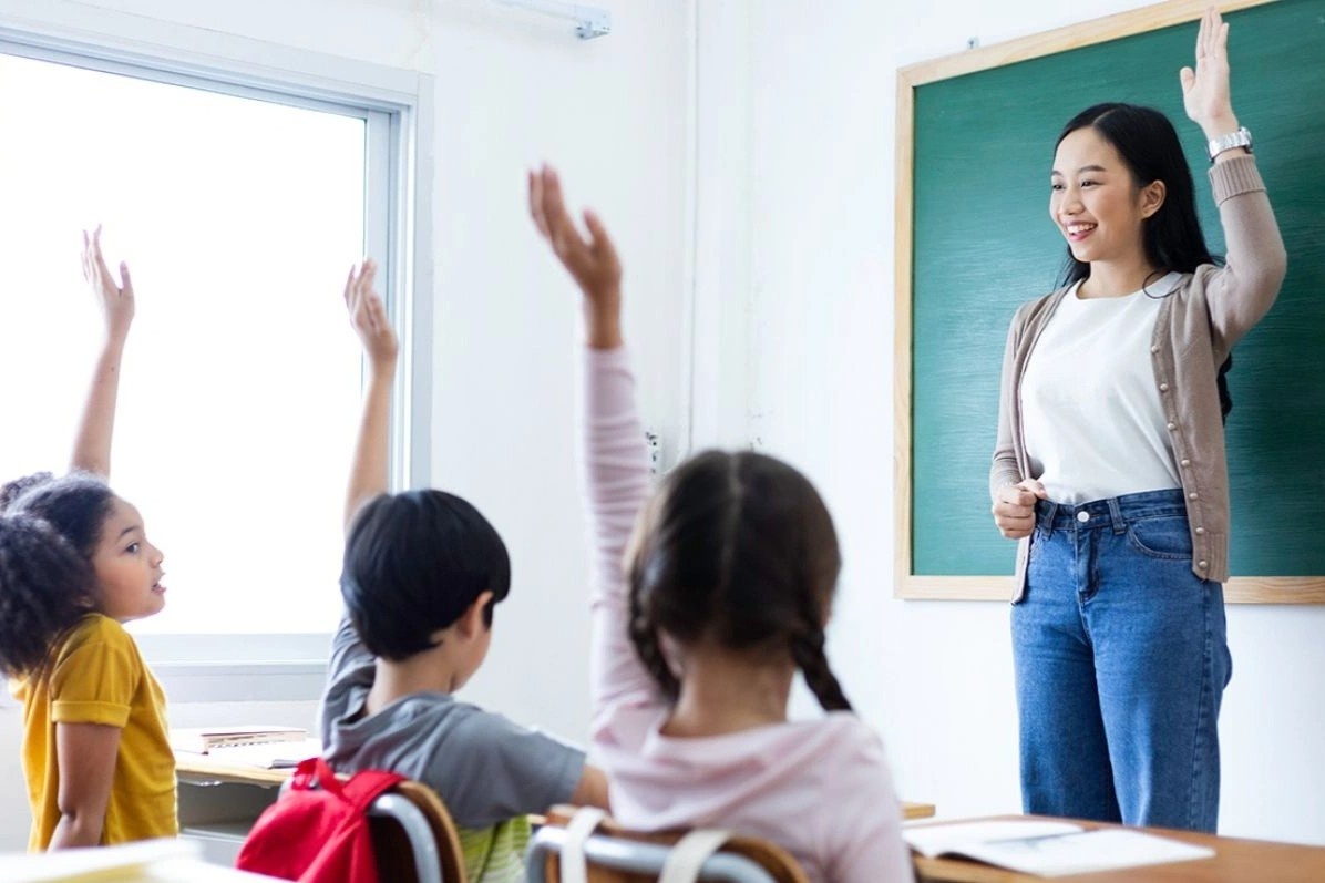 Bat nguon cua Ngay Quoc te Giao vien hinh anh