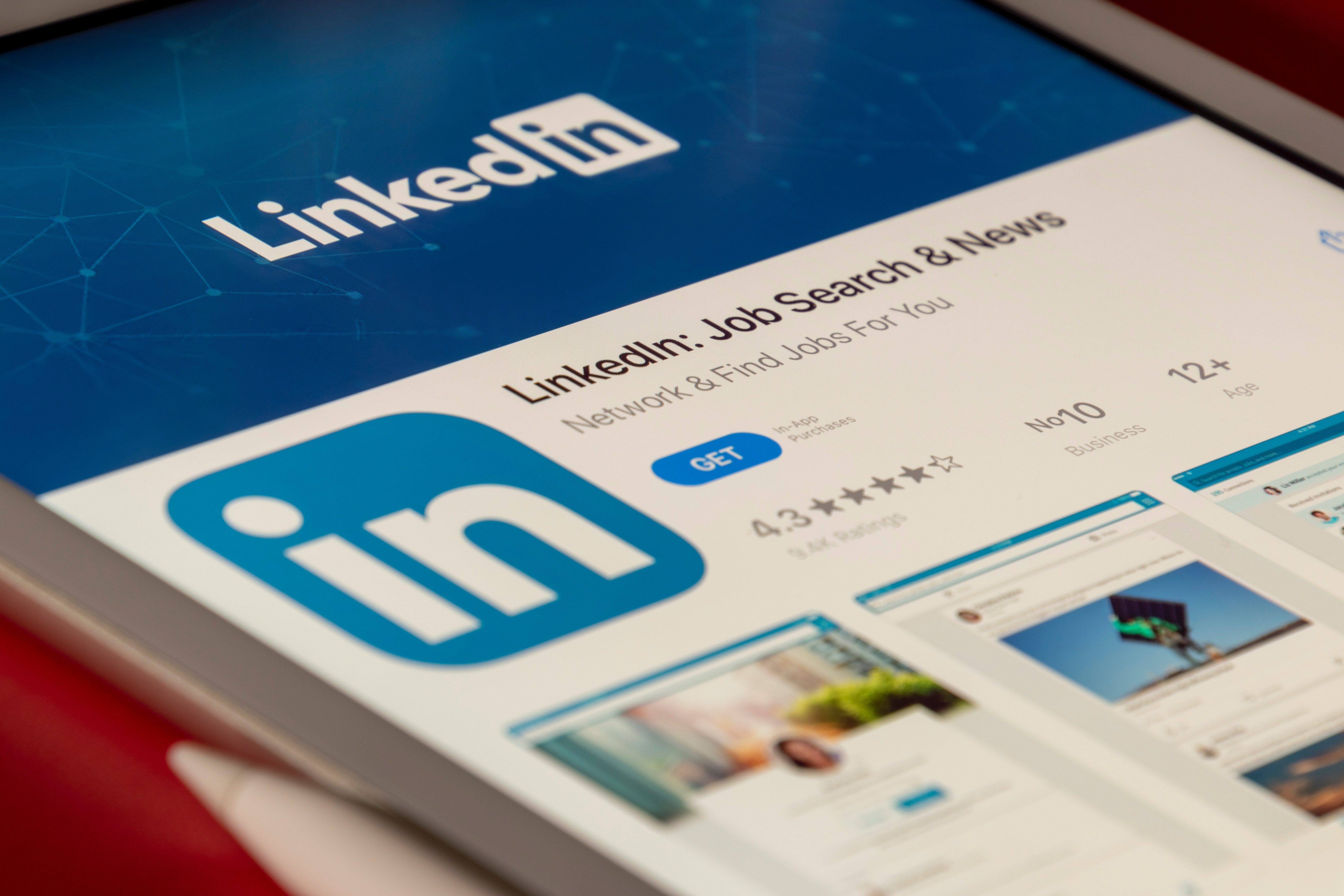 LinkedIn khong phai chon hen ho hinh anh