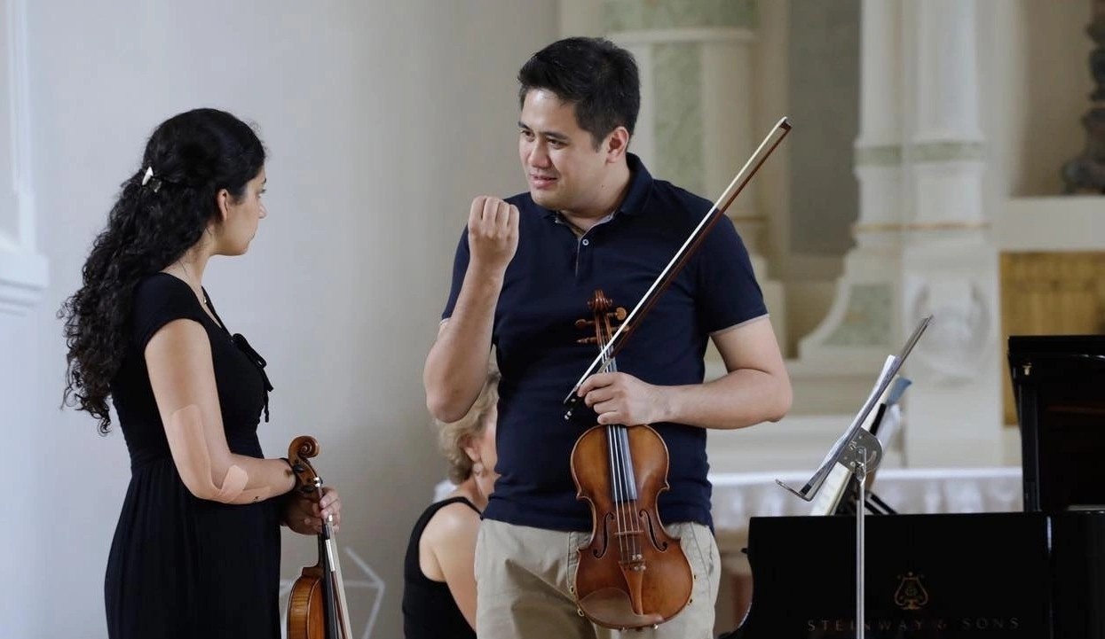 so lien lac dien tu anh 1