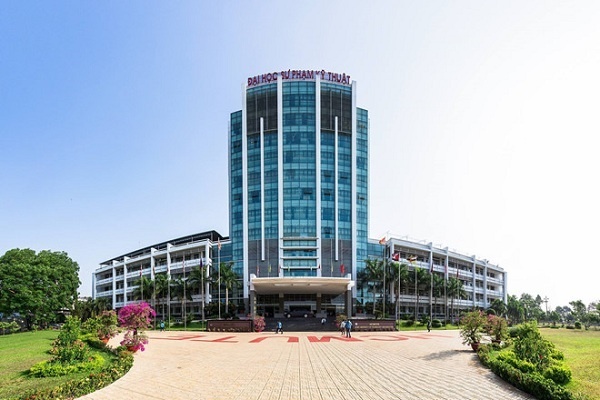 Mot truong dai hoc co gan 99% sinh vien tot nghiep loai kha tro len hinh anh