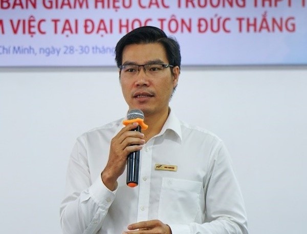 Tien si 41 tuoi lam hieu truong DH Ton Duc Thang hinh anh