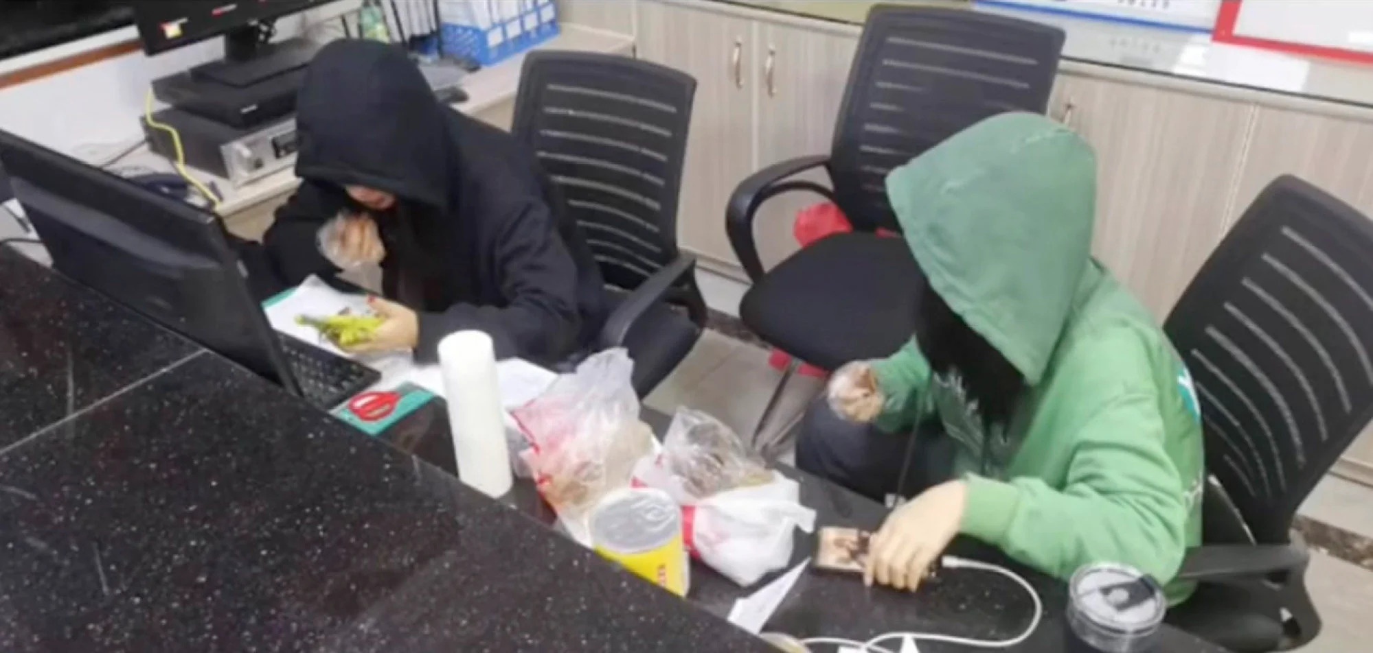 nguoi tre canh mo anh 3