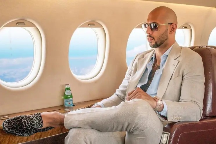 tu tuong lech lac anh 2