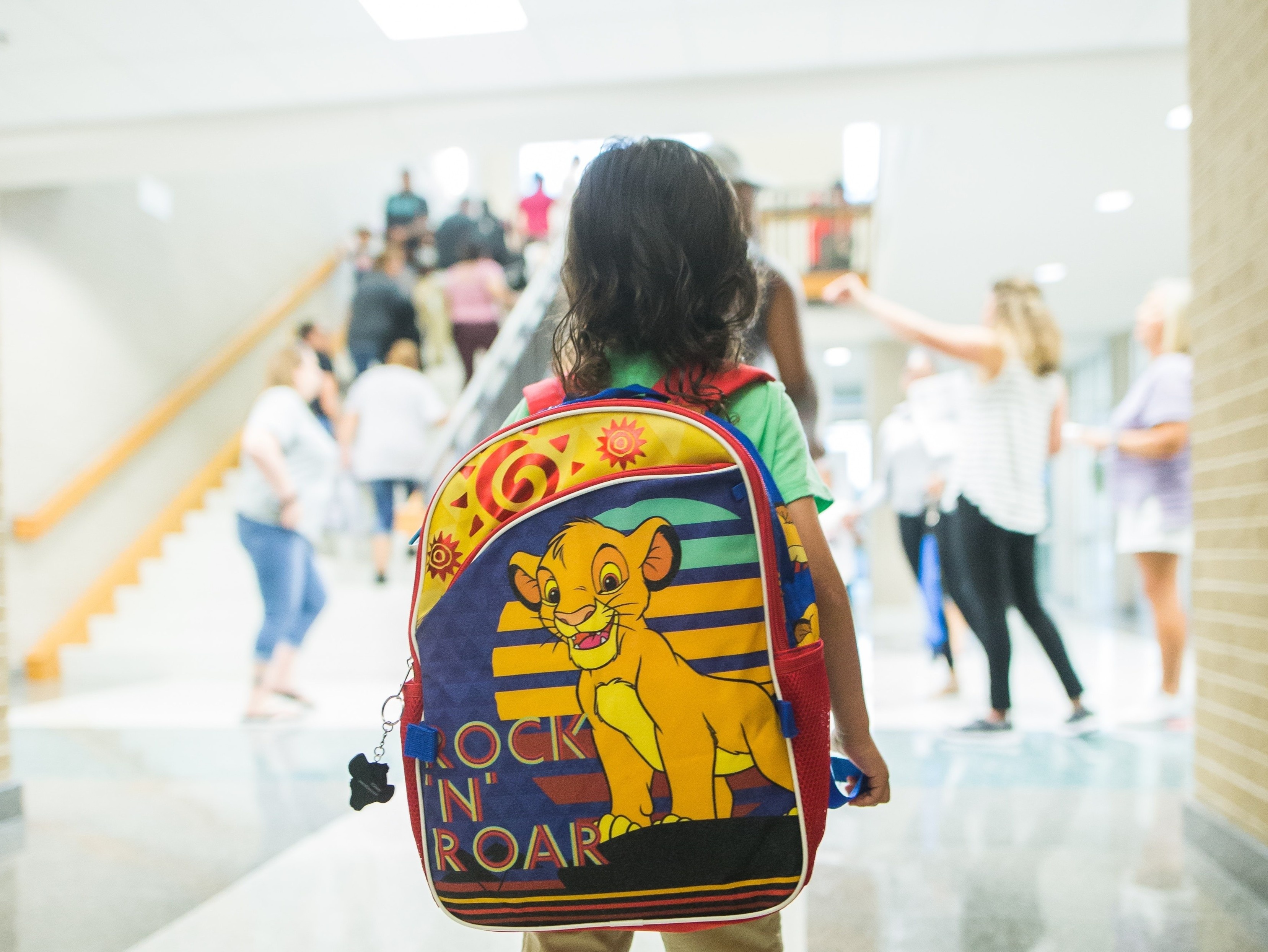 hoc sinh nghi hoc anh 1