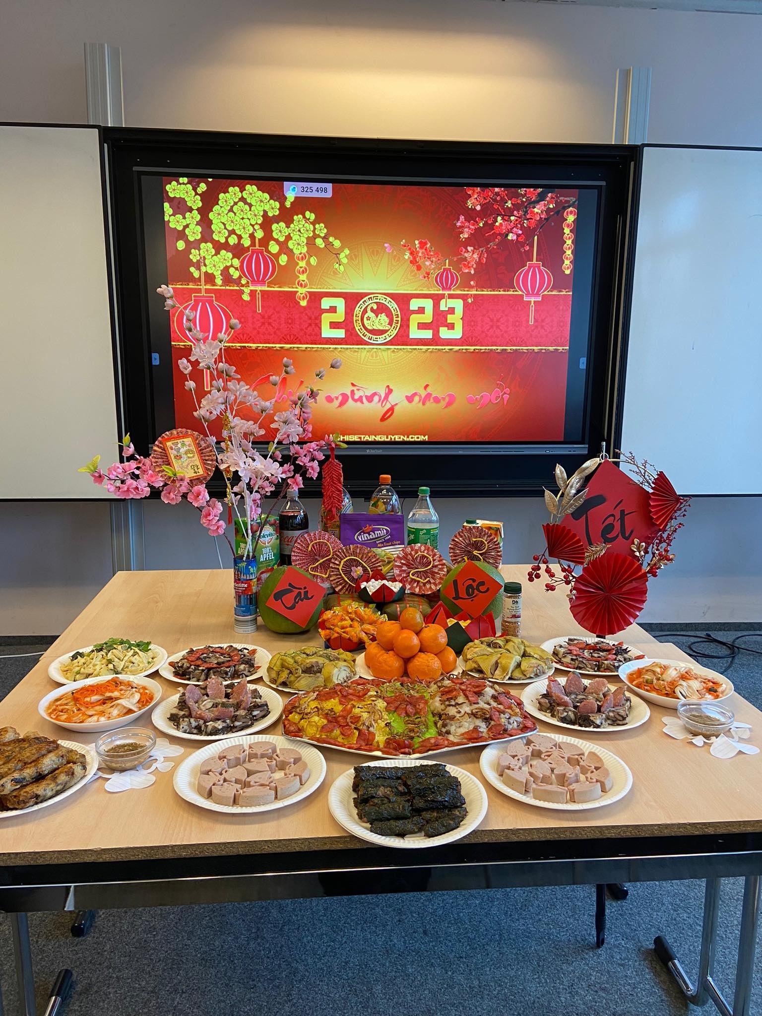 dhs an tet nguyen dan anh 2