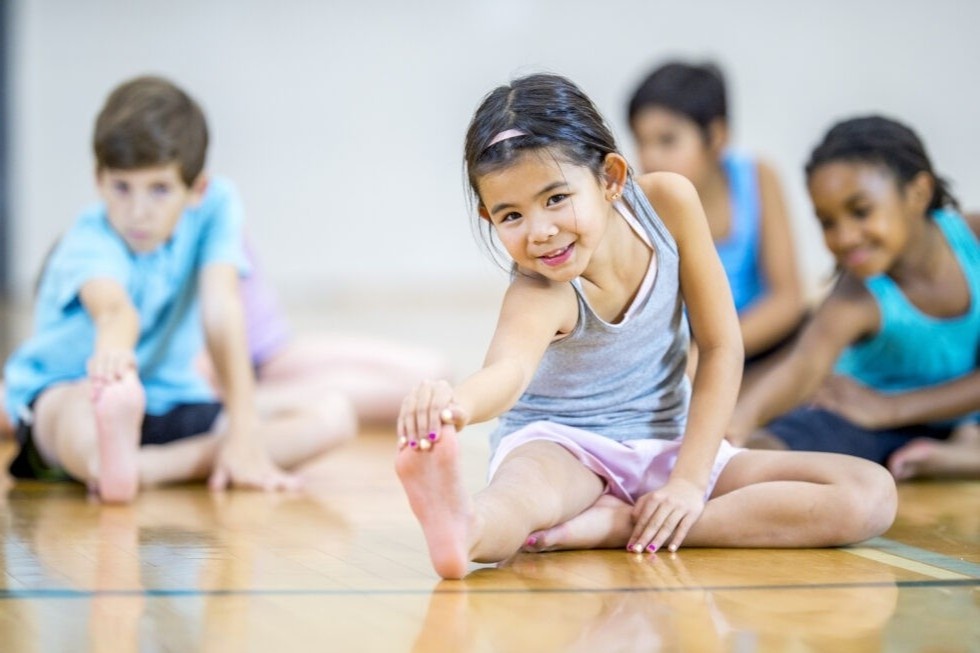 Tap the duc giam cac trieu chung cam lanh o tre em hinh anh