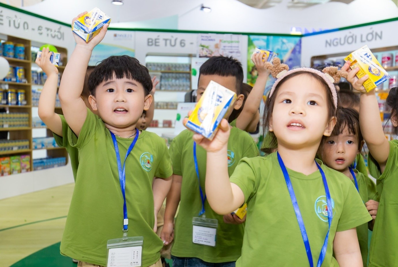 tre nho mac Covid-19 anh 4