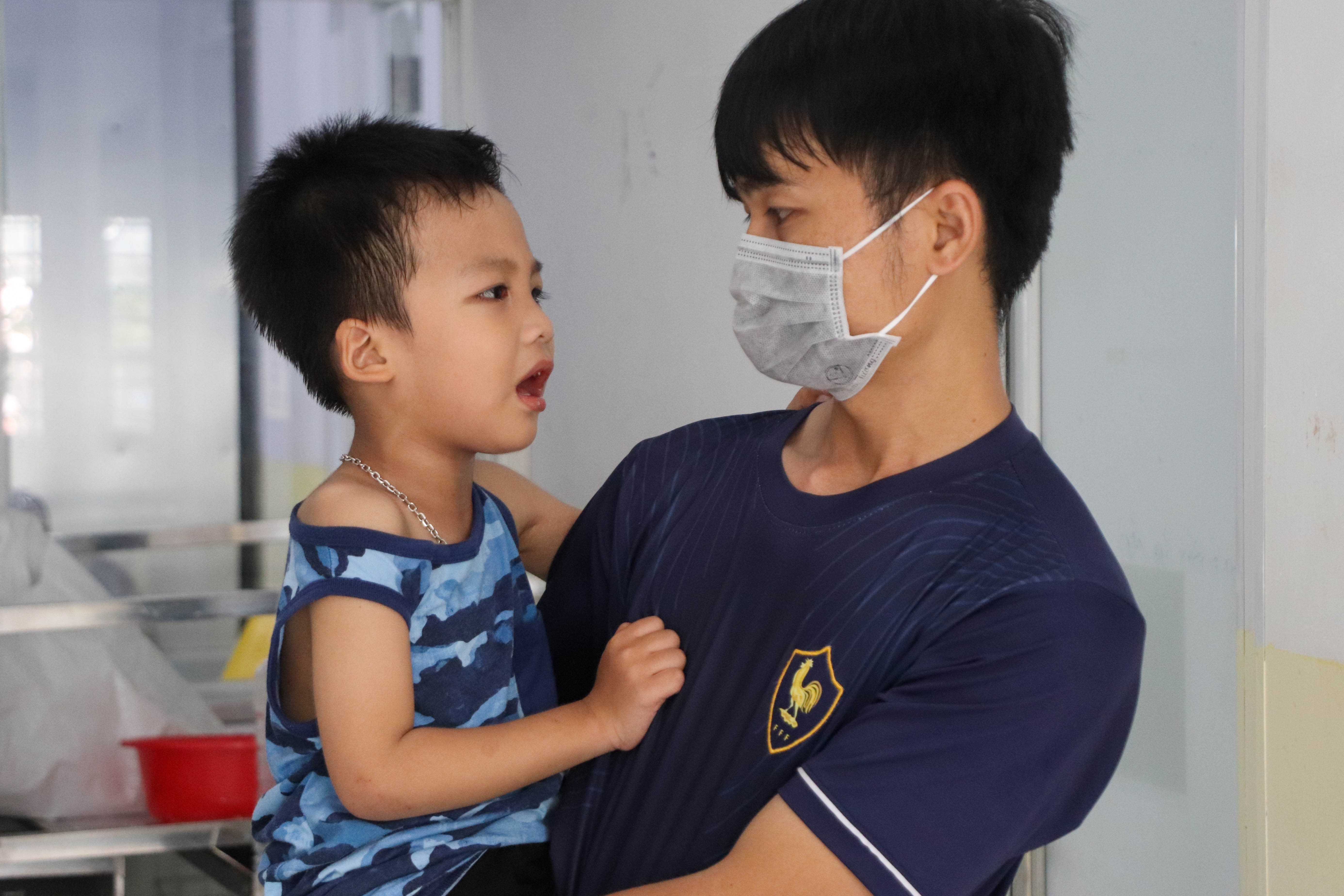 benh tay chan mieng anh 1