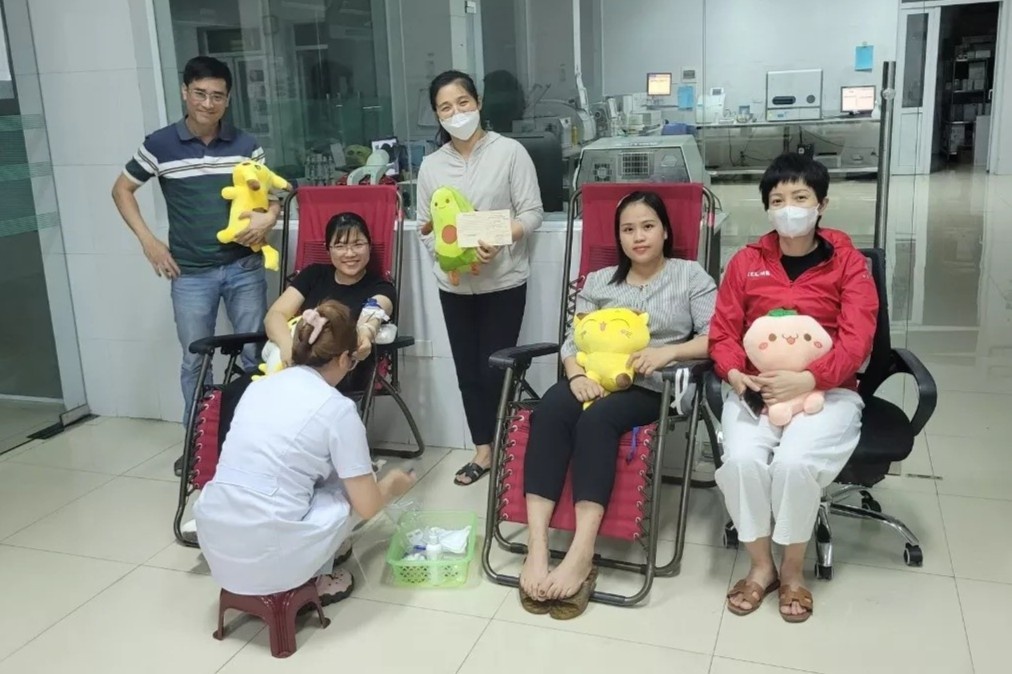 nhom mau cuc hiem anh 1