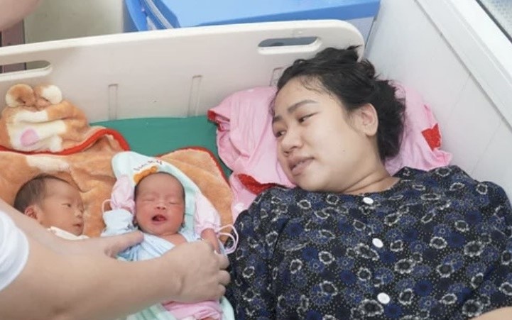 Tet den som voi cap vo chong hiem muon 5 nam hinh anh