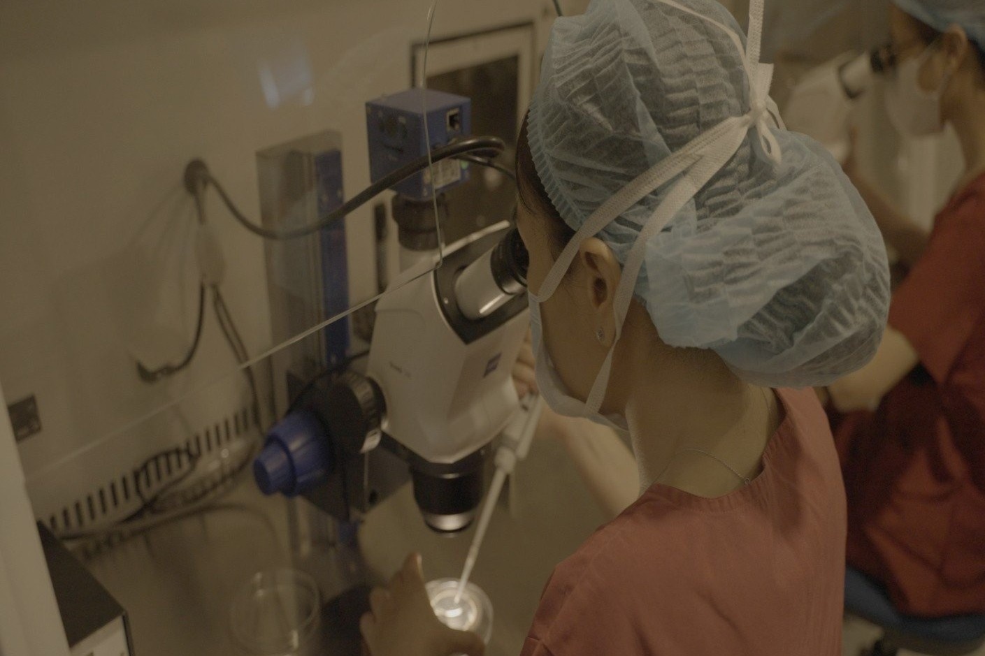 thu tinh nhan tao anh 1