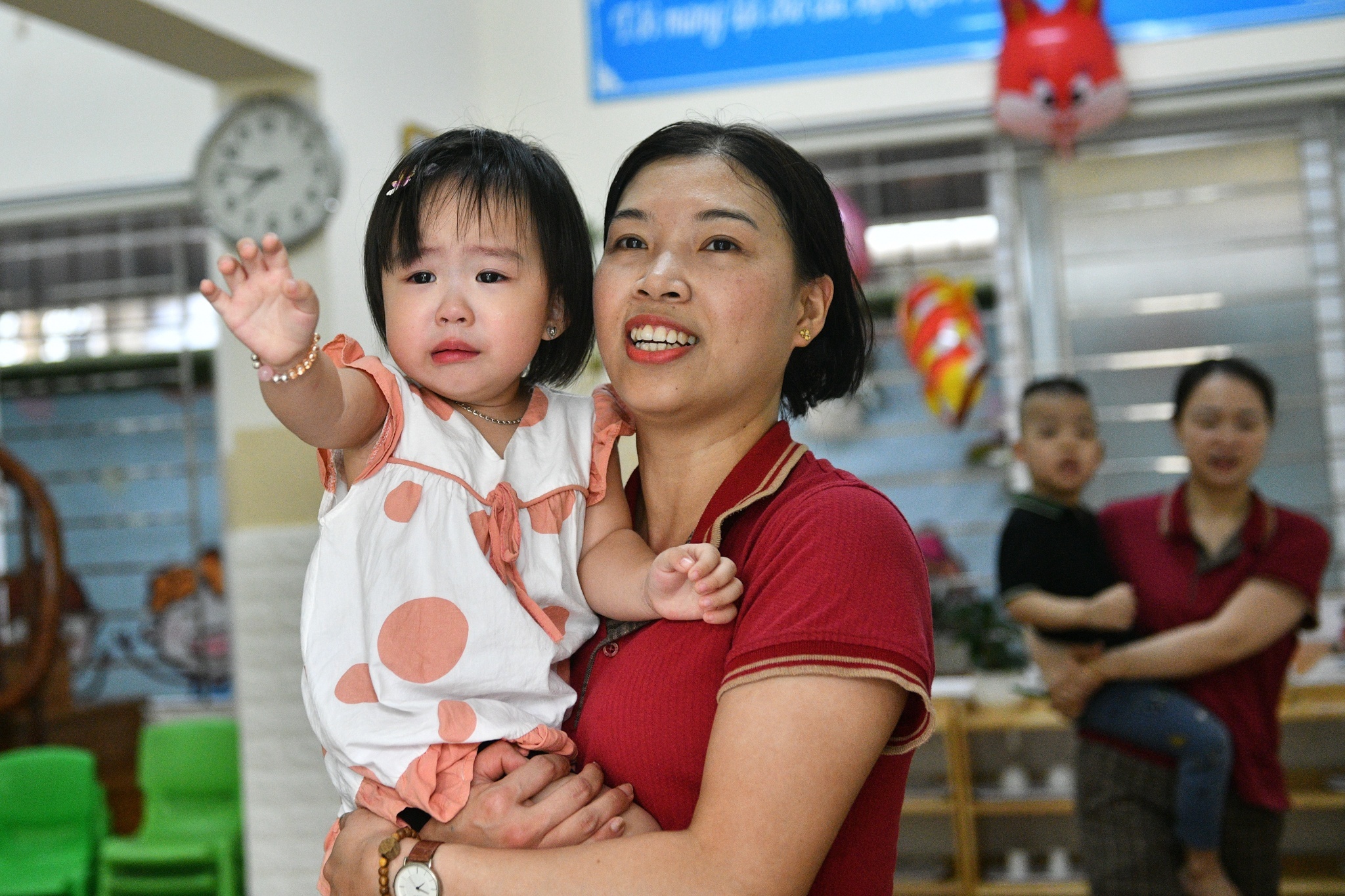 Thu nhap hien tai cua giao vien mam non o TP.HCM dang o muc on dinh hinh anh