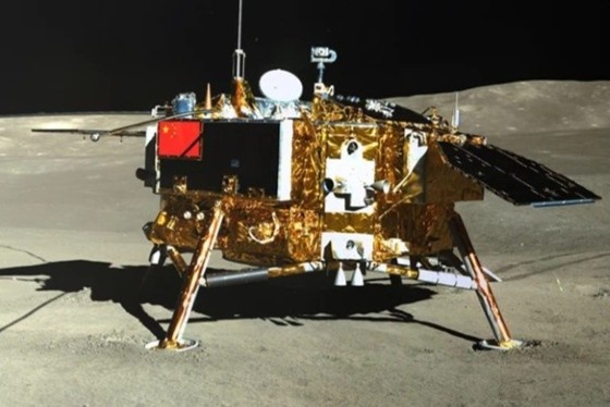 Tai sao rat kho ha canh xuong Mat Trang? hinh anh