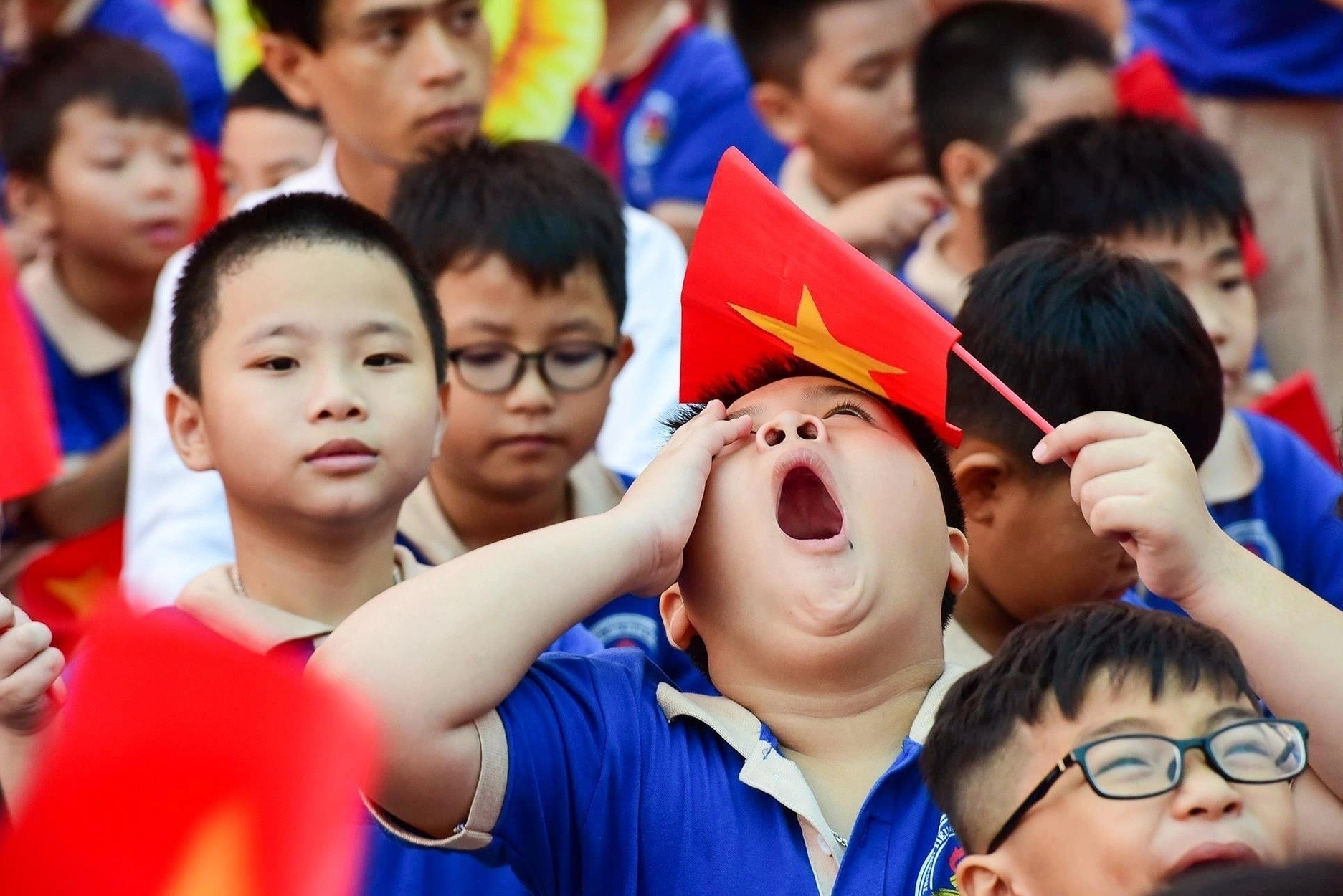 Bo yeu cau truong khong to chuc hoat dong ngoai troi luc nang gat hinh anh