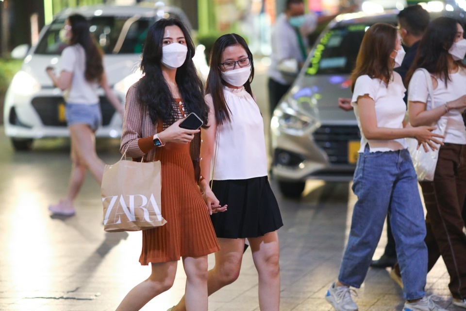 Chieu cao nguoi Viet thuoc top 15 nuoc thap nhat the gioi hinh anh