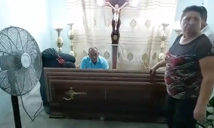 Cu ba qua doi mot tuan sau khi song lai trong quan tai hinh anh