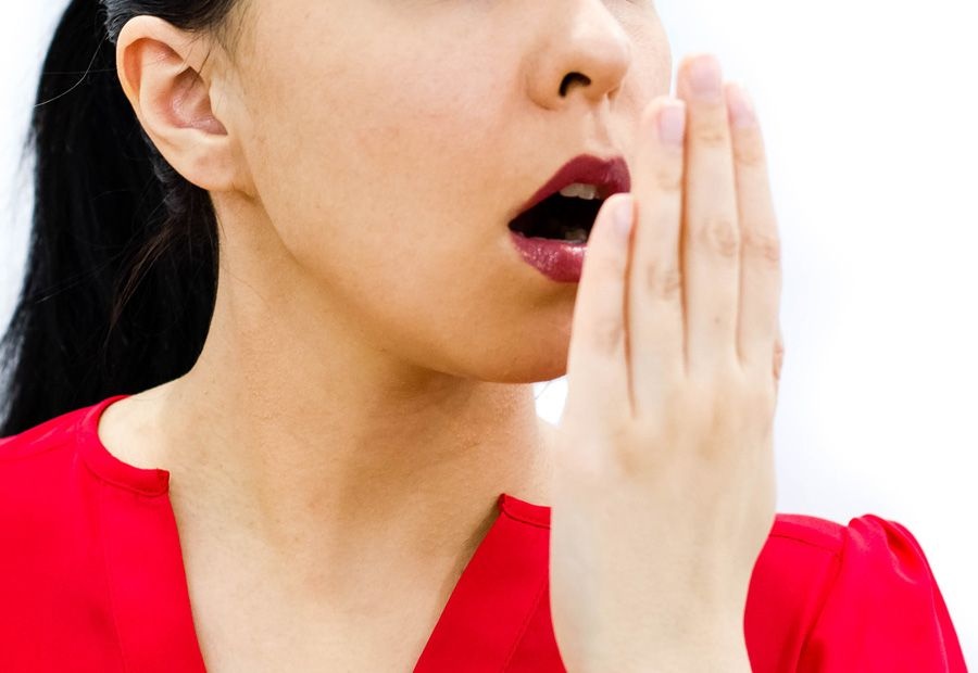 cạo lưỡi chống hôi miệng ảnh 1 cao luoi chong hoi mieng anh 1