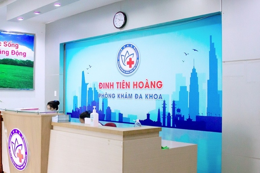 Thai phu bi phong kham o TP.HCM 've benh, moi tien' hinh anh