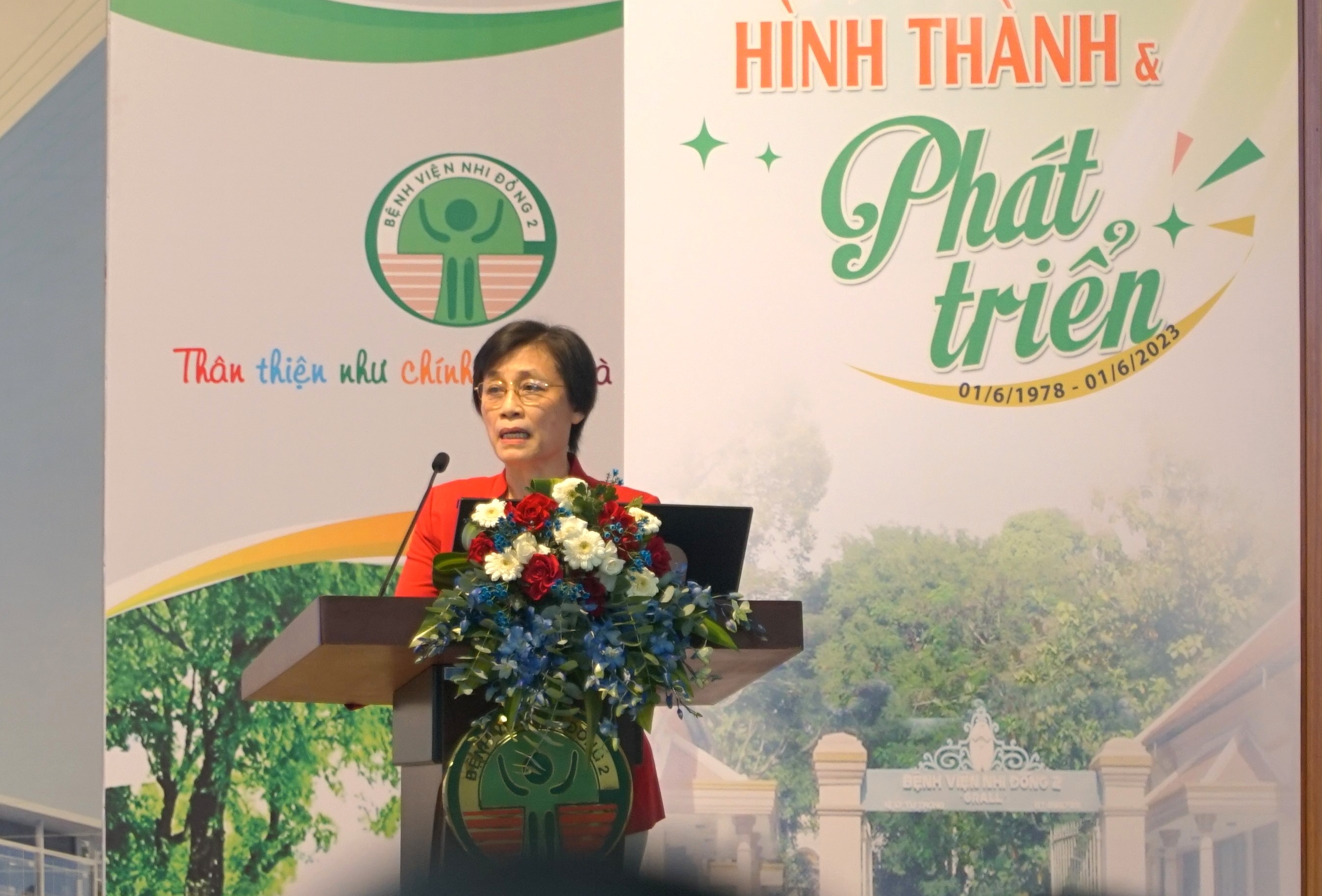 viem phoi cong dong anh 2