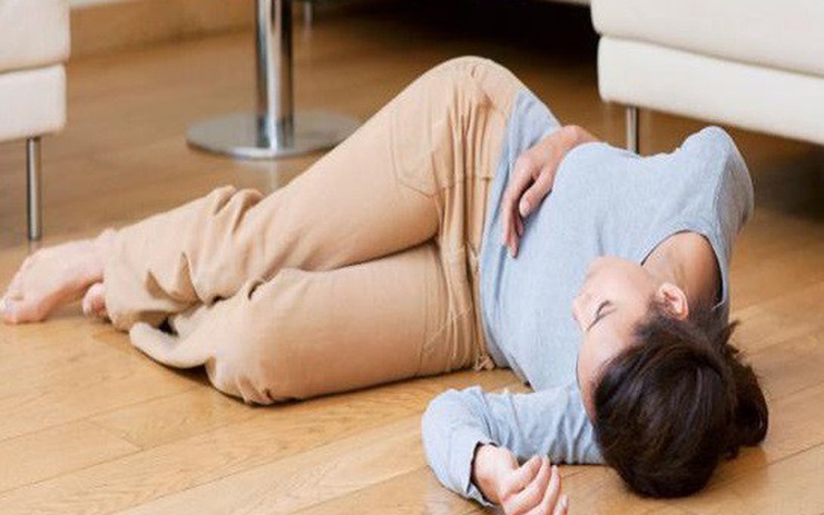 Vi sao dot quy lai gay liet nua nguoi? hinh anh