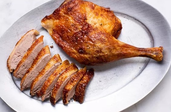 Nhung nguoi khong nen an thit vit hinh anh