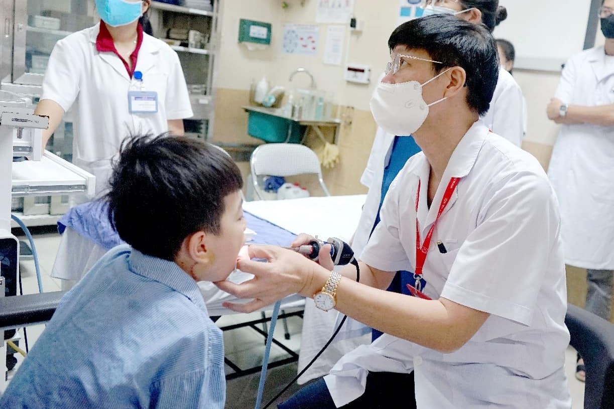 u khoang bên họng ảnh 1 u khoang ben hong anh 1