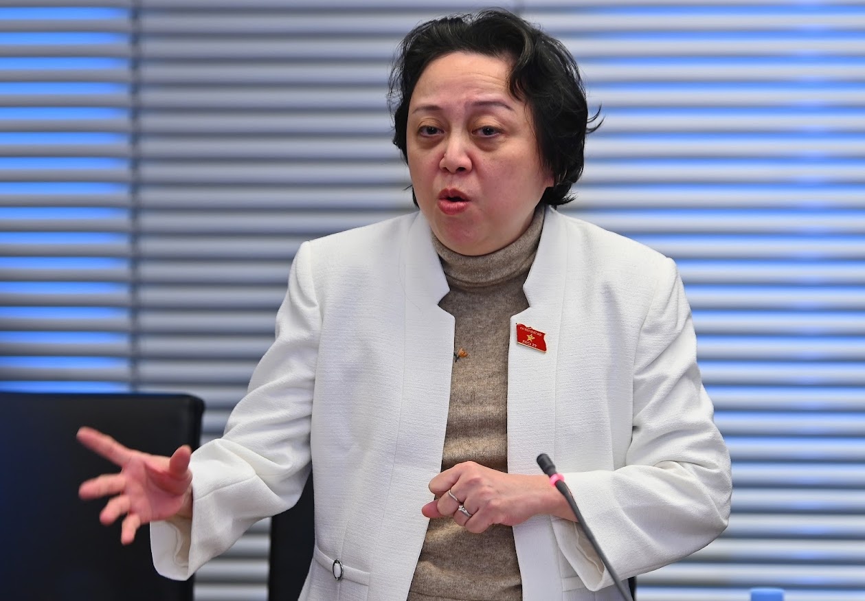 Giam doc So An toan thuc pham TP.HCM: 'Toi duoc xu phat manh tay hon' hinh anh