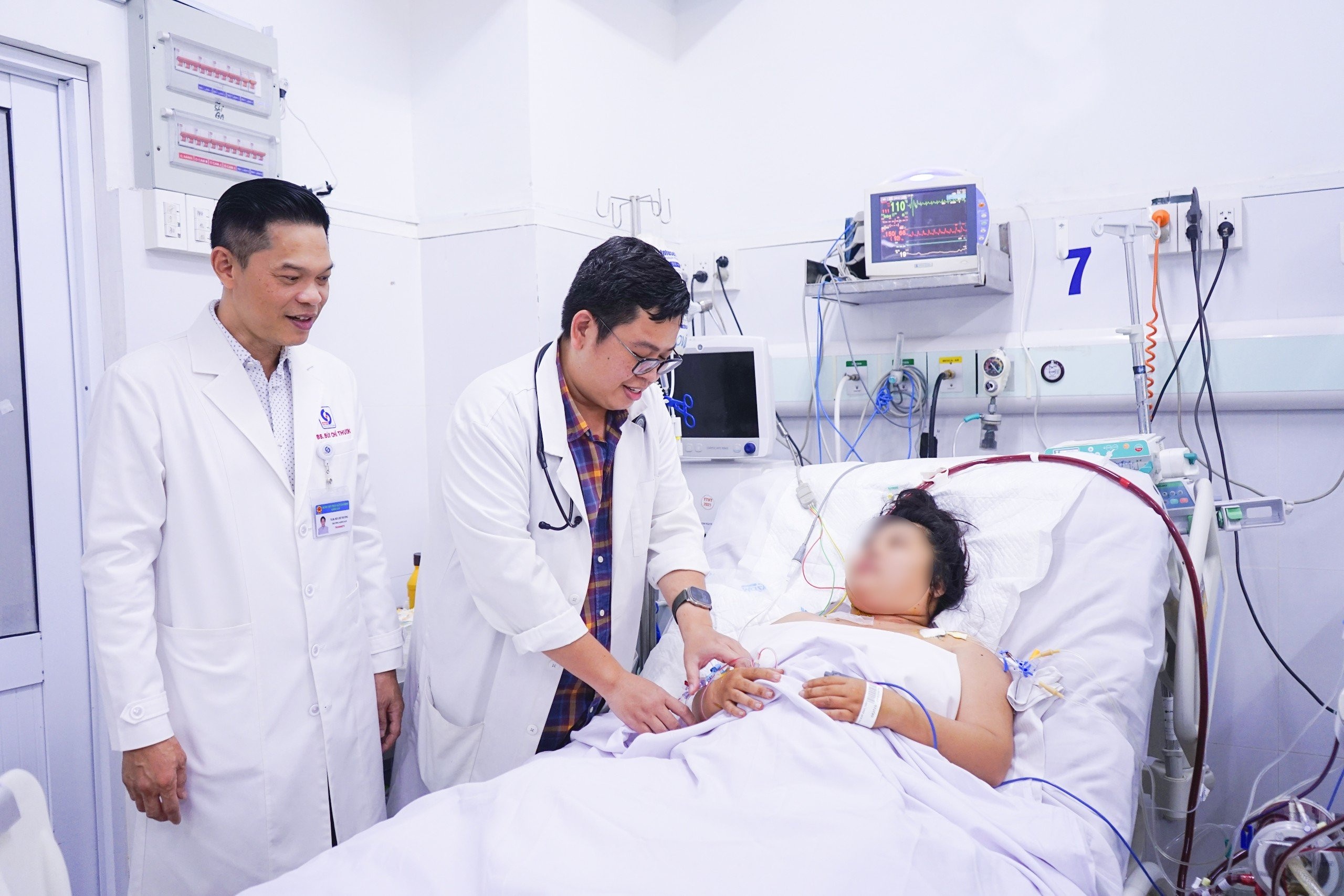 cac benh vien thuong tet anh 2