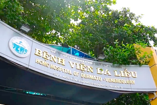 Mot benh vien cong o TP.HCM thuong Tet cho bao ve 75 trieu dong hinh anh