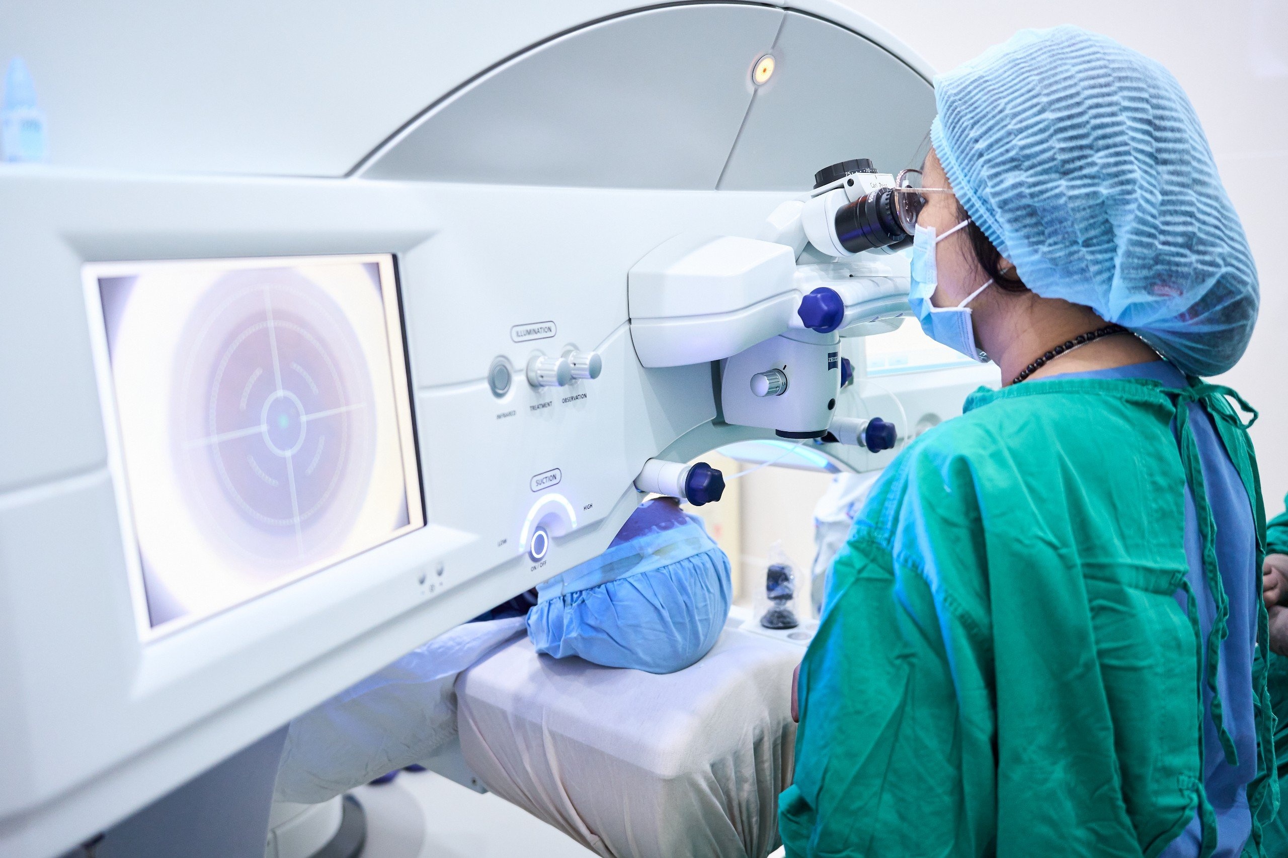 phau thuat xoa can anh 2