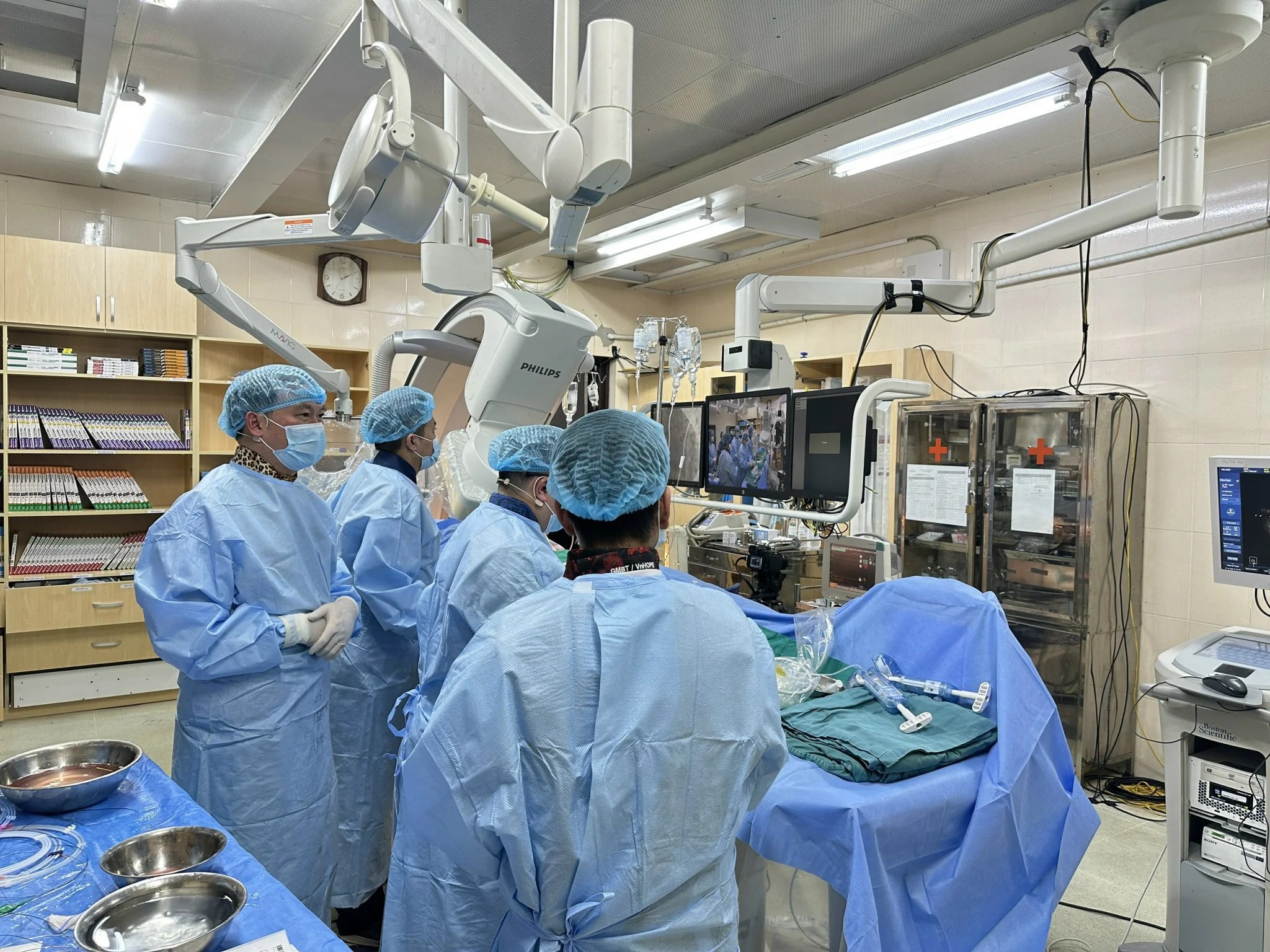 can thiep tim mach anh 3