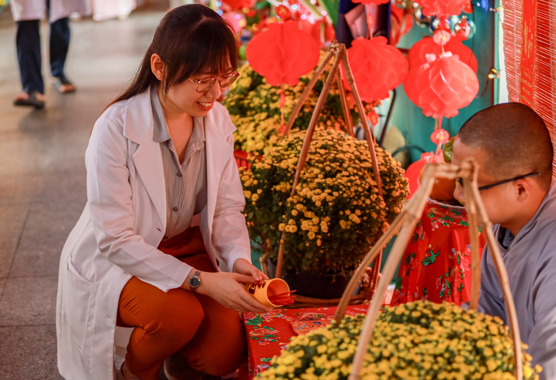 benh vien binh dan anh 10