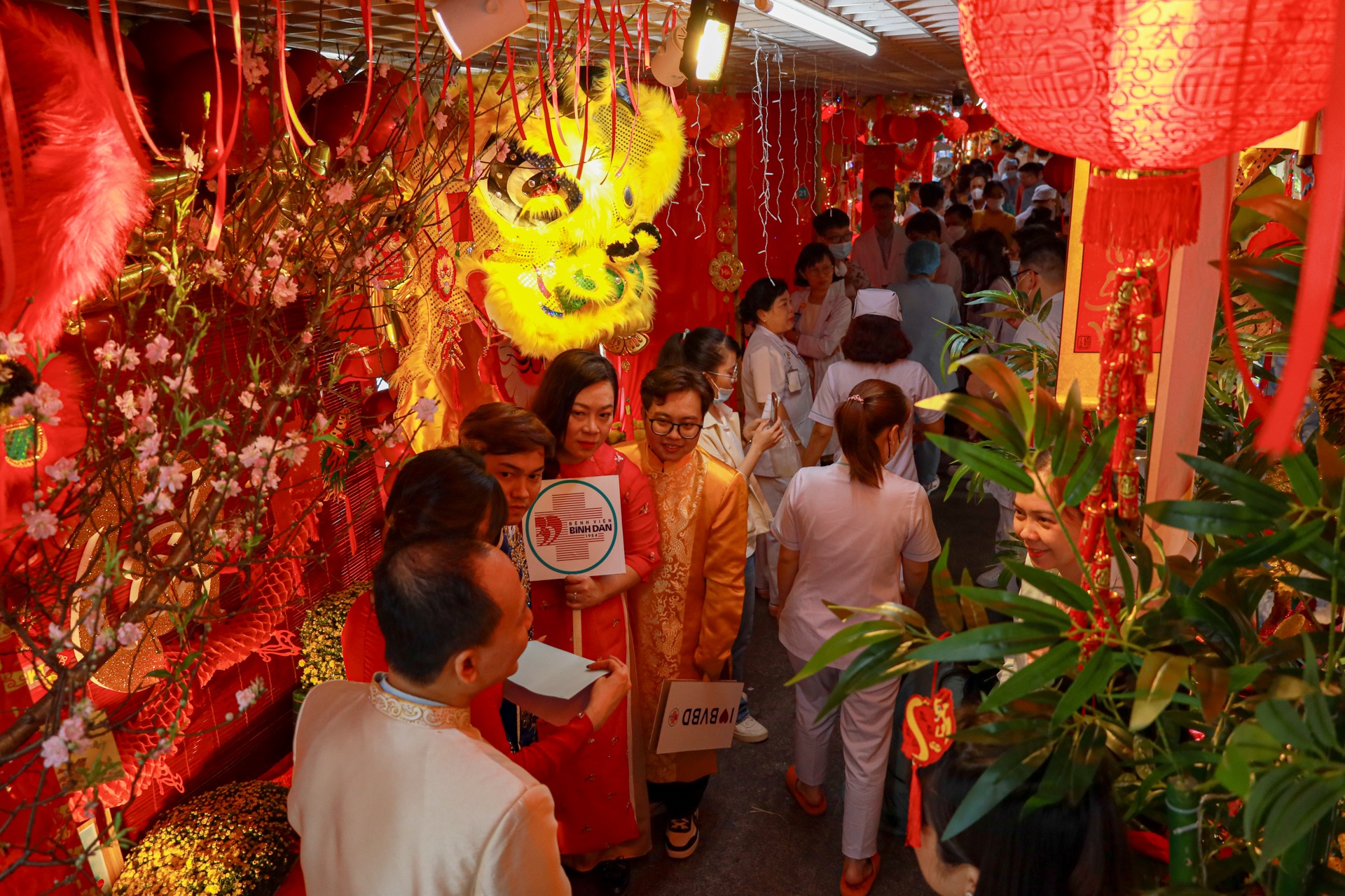 benh vien binh dan anh 9