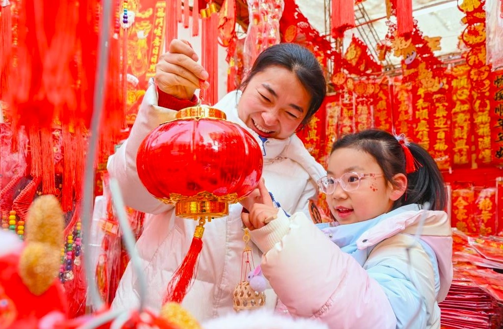 Con sot sinh con tuoi Rong o Trung Quoc hinh anh