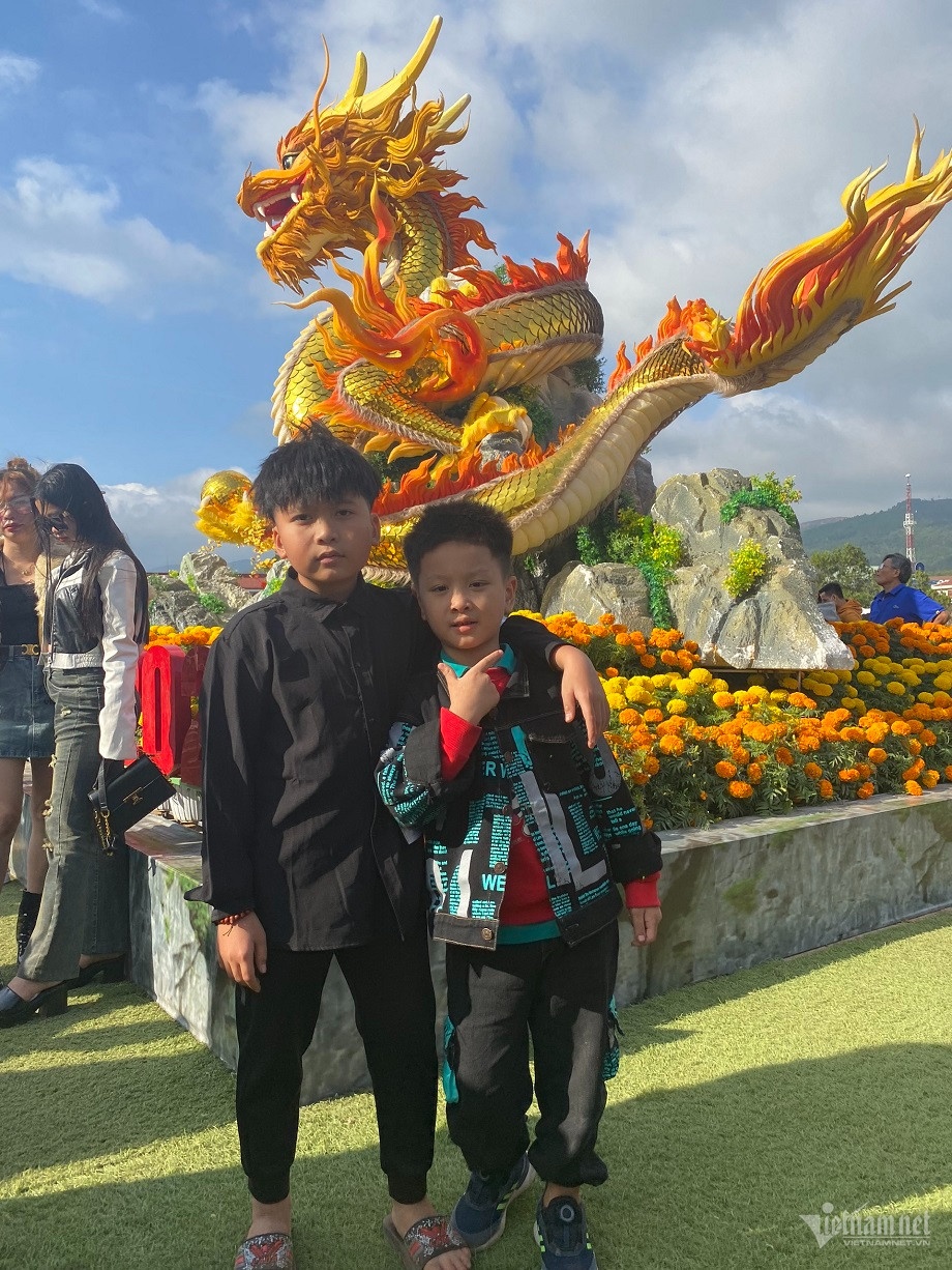 check-in linh vat rong anh 4