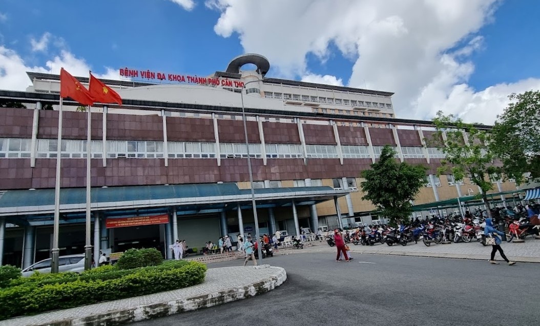 Mot benh vien lon khuyet 10 truong khoa, giam doc xin nghi om hinh anh