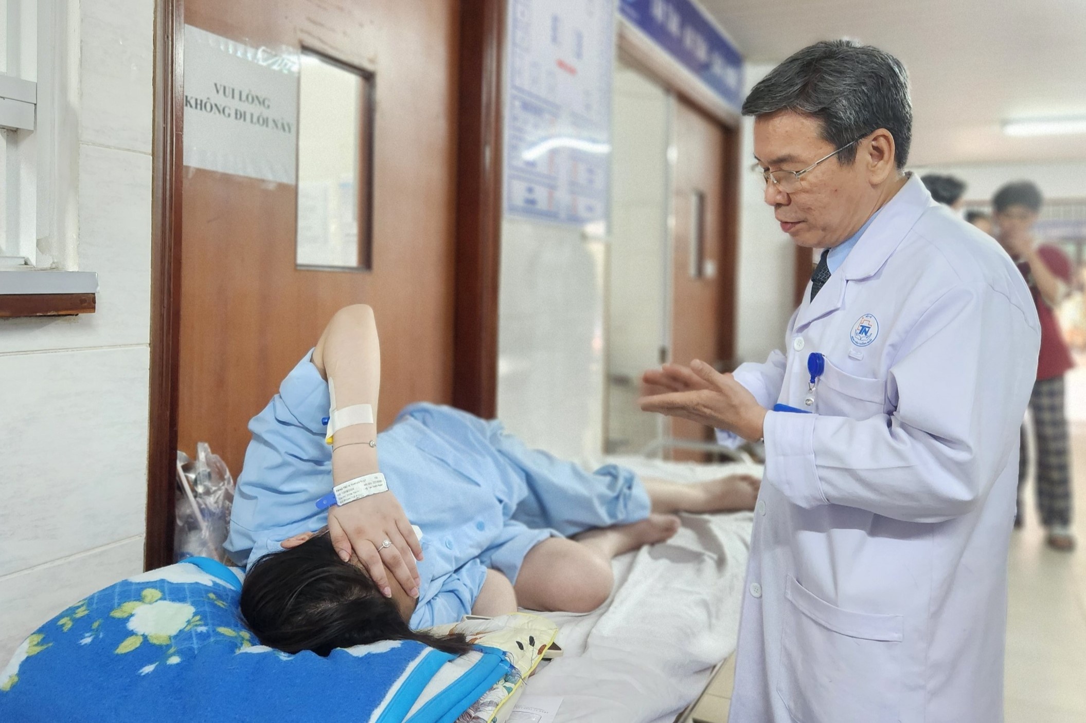 suy than o nguoi tre anh 1