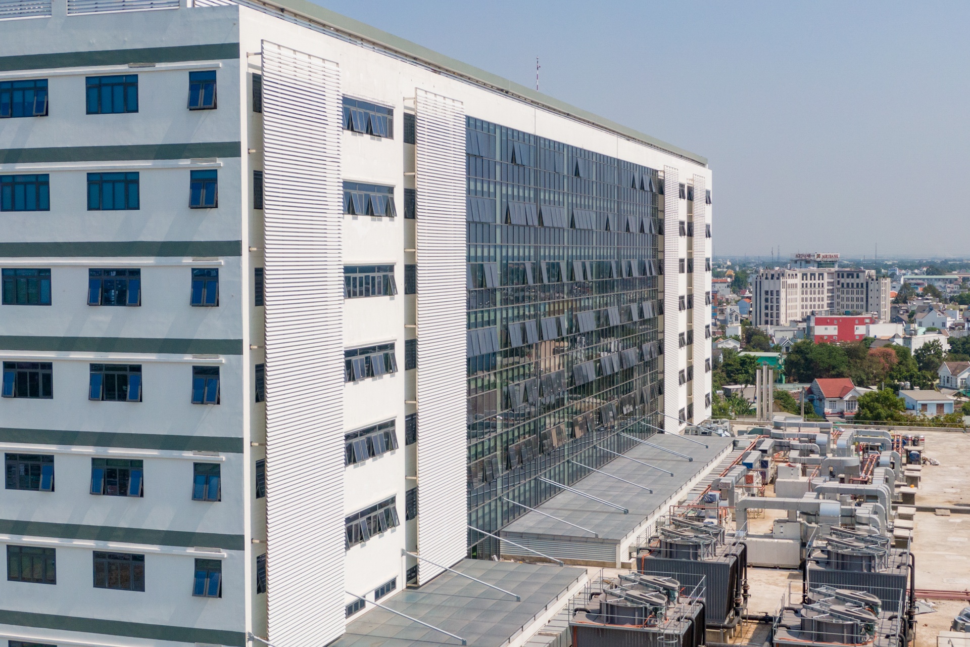 benh vien nghin ty anh 6