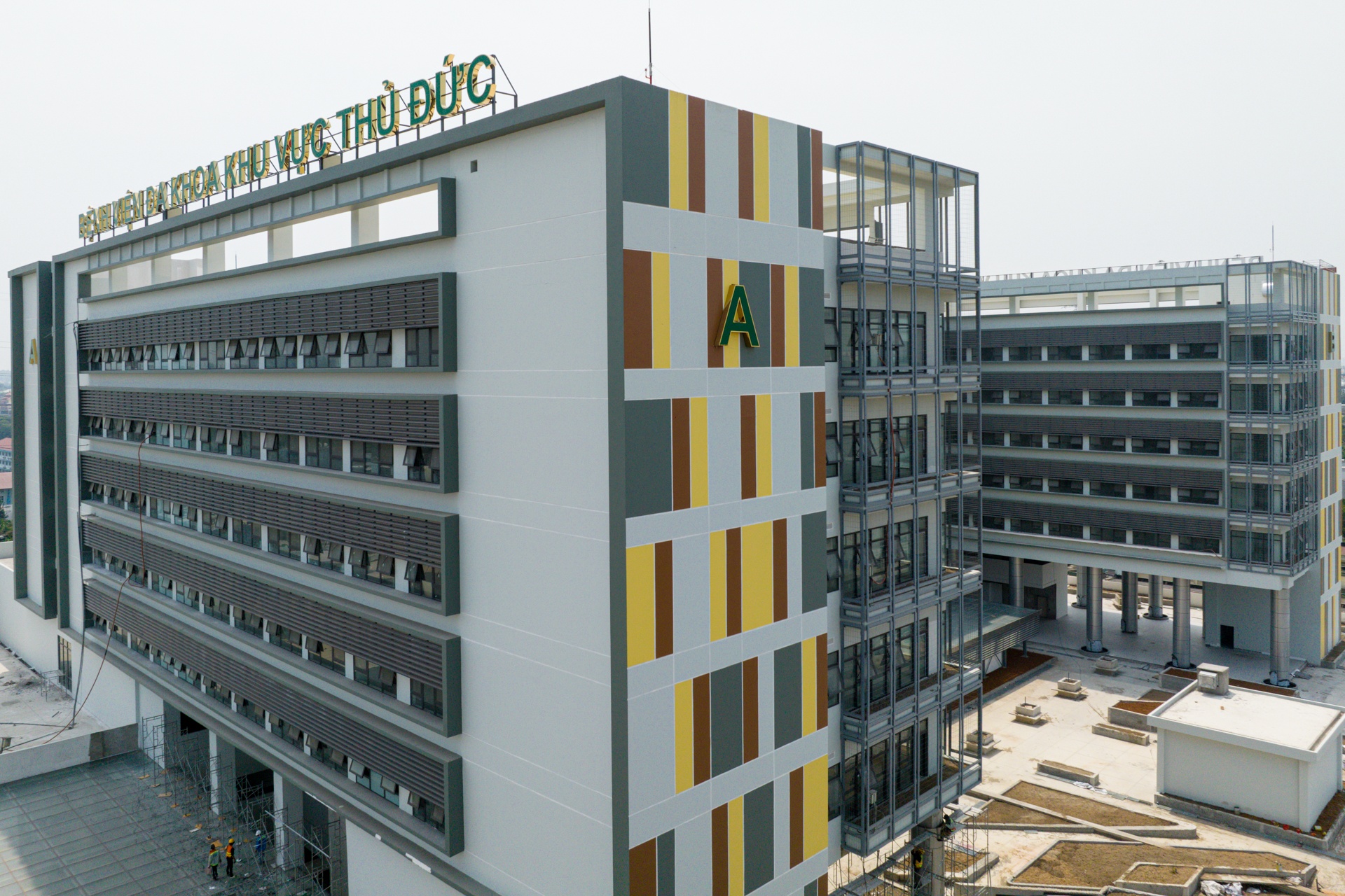 benh vien nghin ty anh 4