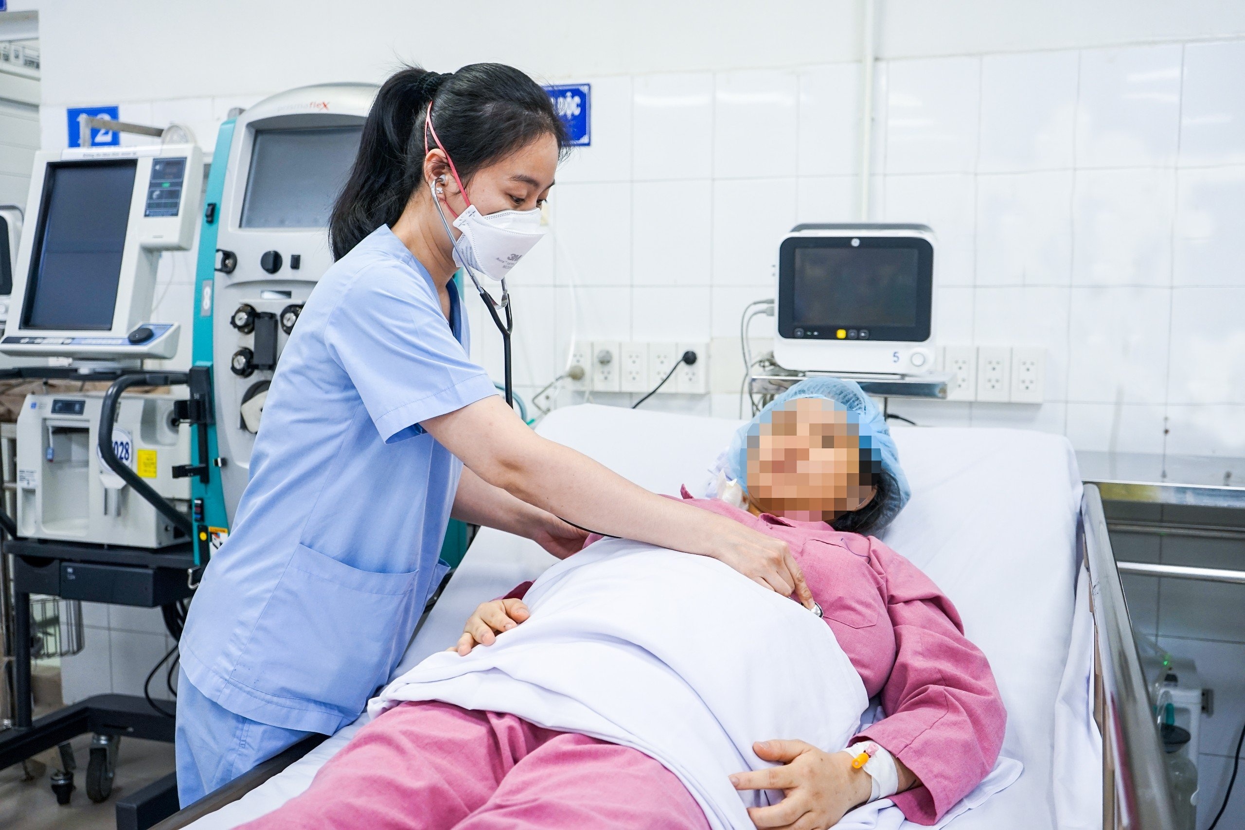 San phu 26 tuoi mac hoi chung hiem gap hinh anh