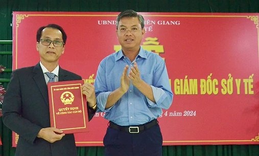 Biet phai Pho giam doc BV 30/4 (Bo Cong an) lam Giam doc So Y te hinh anh